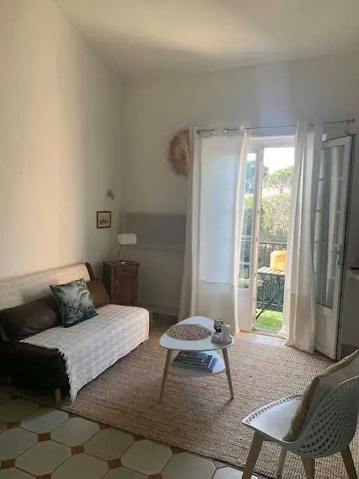 Apartman Charmant Duplex Au Calme Avec Parking Sainte-Maxime