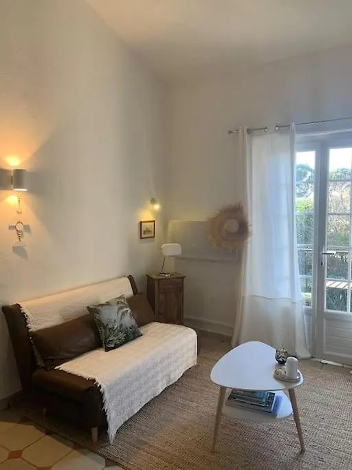 Charmant Duplex Au Calme Avec Parking Sainte-Maxime