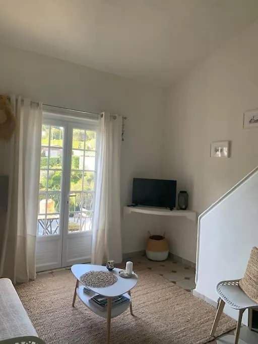 Charmant Duplex Au Calme Avec Parking Sainte-Maxime Franciaország