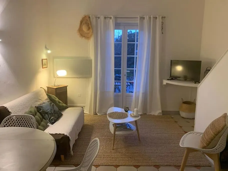 Charmant Duplex Au Calme Avec Parking Sainte-Maxime Franciaország